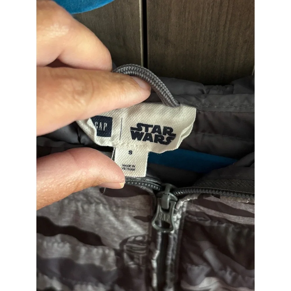 Gap Kids Star Wars Camo Puffer Jacket Grey Yoda R2-D2 Hooded Coat Small S